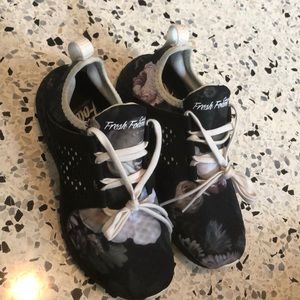 NWOT new balance fresh foam Cruz sneakers